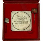 PRL, Medal Zasłużony Pracownik Służby Dyplomatyczno - Konsularnej wraz z legitymacją 1977 (561)