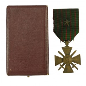 Francja, Krzyż Wojenny (Croix de Guerre) 1914-1917 wraz z pudełkiem (239)