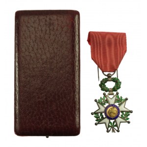 France, Knight's Cross of the National Order of the Legion of Honor with box (246)