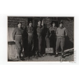 PSZnZ - Foto von General Stanislaw Maczek mit Soldaten in den Niederlanden