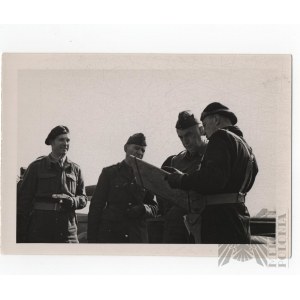 PSZnZ - Photo of 1DP exercises by Gen. Boruta, Gen. Hare, Gen. Sosnkowski