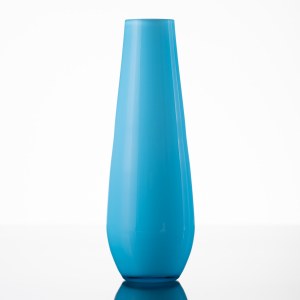 Tarnowiec Glassworks, Turquoise vase, pattern 644/28, early 21st century.