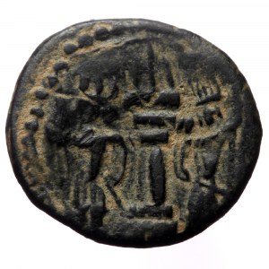 Sasanian Empire, Varhran V (?), AE (Bronze, 2.61 g. 16mm) Uncertain mint. 420-438 AD.