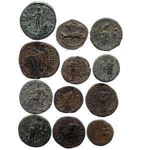 12 antike Bronzemünzen (Bronze, 68,34g)