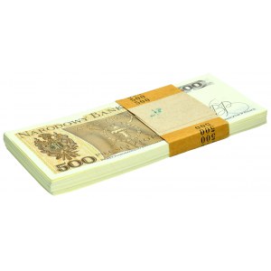 Colis bancaire incomplet 500 or 1982 - GM - (83 pièces).