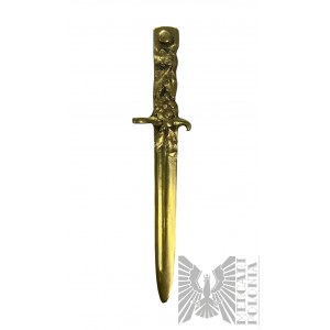 Listový nôž v tvare bajonetu