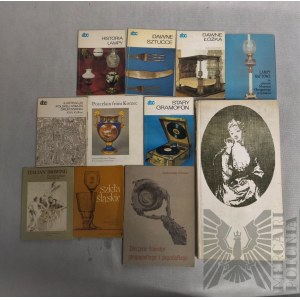 Sammlung von Sammlerbüchern - Glas, Lampen, Briefmarken usw.