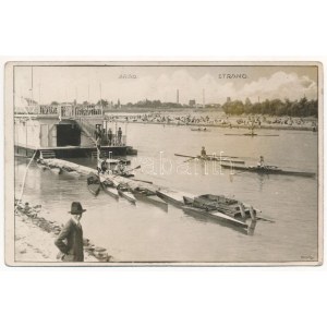 Arad, strand, evezősök csónakok, fürdőház / beach, rowers, boats. photo