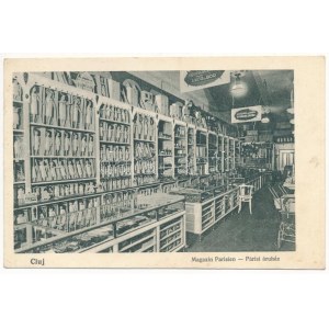 Kolozsvár, Cluj; Párisi áruház belső, likőr és bor és gyermekjáték osztály / Magazin Parisien / shop interior...