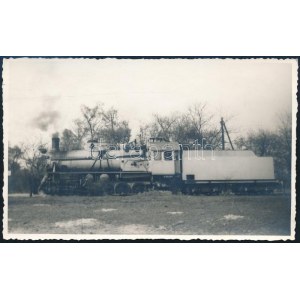 cca 1930 Ganz mozdony, fotó, 8×13 cm