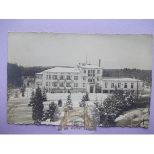 Oborniki Slaskie, Obernigk, sanatorium in winter, circa 1930.