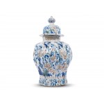 Lidded vase, Faience, Delft?