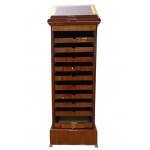 Kabinett/Kammer mit Vintage-Schreibtisch