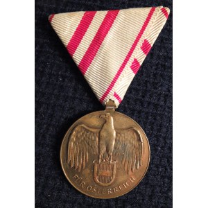 Pamiątkowy Medal za I Wojnę (niem. Kriegserinnerungsmedaille). Austr ...