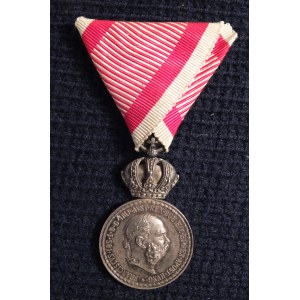Signum Laudis/ Medal Zasługi Wojskowej (węg. Signum Laudis katonai). ...