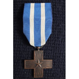 Krzyż Zasługi Wojennej (wł. Croce al merito di guerra). Odznaczenie ...