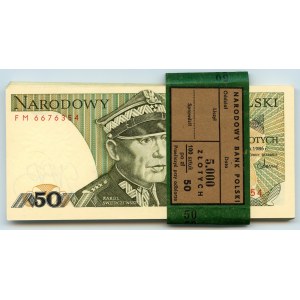 Paczka Bankowa niepełna 48 sztuk 50 złotych 1986 wraz z banderolą - seria FM