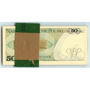 Paczka Bankowa niepełna 48 sztuk 50 złotych 1986 wraz z banderolą - seria FM
