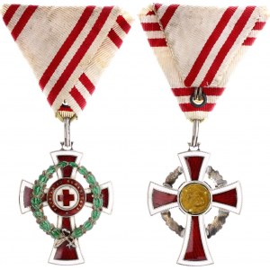 Austria Honor Decoration of the Red Cross II Class 1914