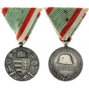 Hungary WW I Commemorative Medal with Helmet & Swords 1929