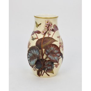 Herstellung nicht spezifiziert, Vase mit halbplastischem Blumendekor