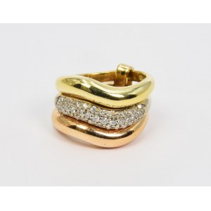 Ring mit Diamanten