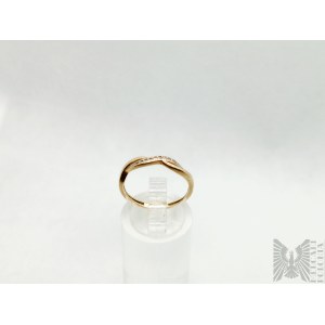 Gold ring with zircons - 585 gold
