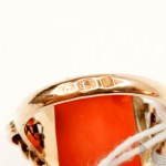 Ring with coral - gold 583