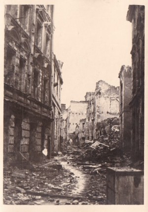 Old Town photograph by Eugeniusz Haneman [Vintage Print / Warsaw war damage / Warsaw Uprising / 1944].