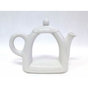 Ceramic decoration in the form of a teapot