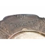 Dekoratívny tanier z nového striebra, Christophle, Francúzsko, koniec 19. - začiatok 20. storočia.