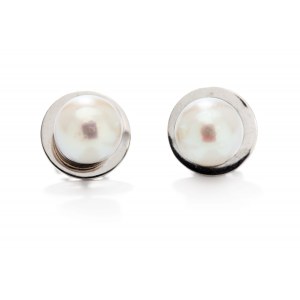 Náušnice s perlami, počátek 21. století.