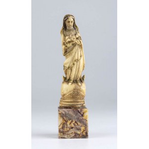 Indo-Portuguese bone carving of the Virgin and Child - Goa, 17th century