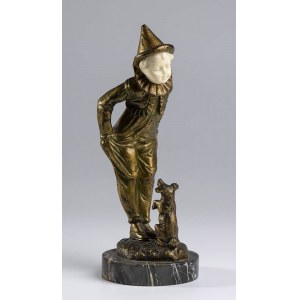 French bronze sculpture of a Pierrot - signed OMERTH Georges (active from 1895 to 1925)