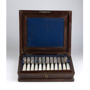 English Victorian 12-piece silver and mother-of-pearl cutlery service - Sheffield 1890