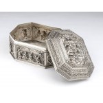 Silver octagonal box - Burma, 19th century