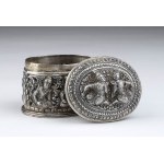 Oval silver box - Burma, 19th century