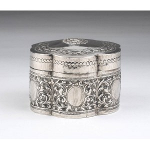 Polylobate silver box - Burma, 19th century