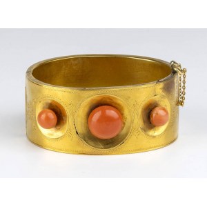 Gold and coral bracelet - Southern Italy, early 20th century