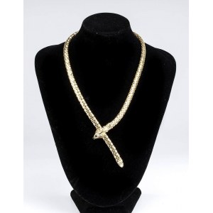 Flexible yellow gold snake-shaped necklace