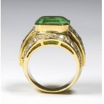 Emerald and diamonds band ring