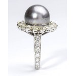 Tahitian pearl and diamonds gold ring