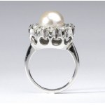 Gold pearl diamond ring