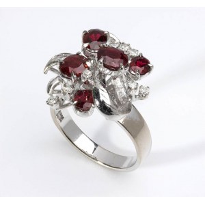 Gold ruby diamond floreal ring