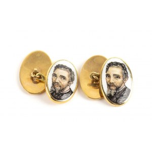 Pair of gold and enamel cufflinks depicting the face of MICHELANGELO