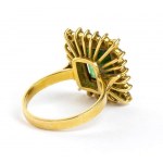 Glass paste and diamonds gold ring