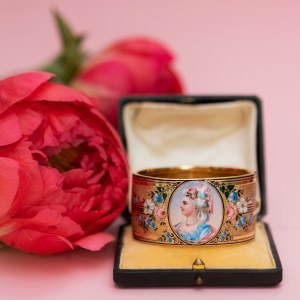 Enamel bracelet with image of a woman, 2nd half of 19th century.