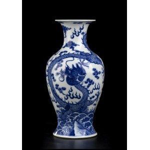 A 'BLUE AND WHITE' PORCELAIN 'DRAGON' VASE China, 20th century