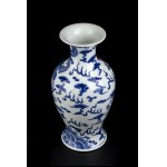 A 'BLUE AND WHITE' PORCELAIN 'DRAGON' VASE China, 20th century