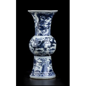 A 'BLUE AND WHITE' PORCELAIN BALUSTER VASE China, 19th-20th century